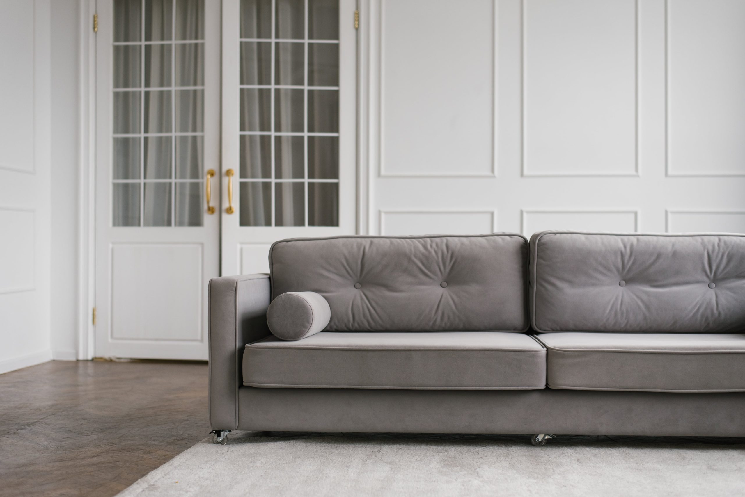 Snuggle up in Style: Unbeatable Deals on Trendy Couches For Sale